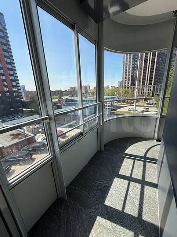 2-к. квартира, 63 м², 4/25 эт.