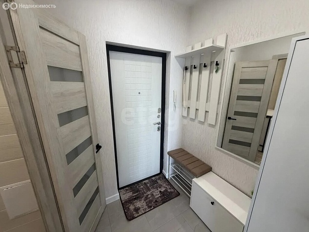 Квартира-студия: Новосибирск, Плющихинская улица, 3 (33м2)